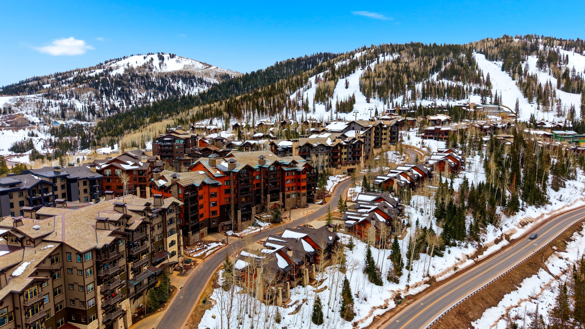 FLAGSTAFF CONDOMINIUM - Residential