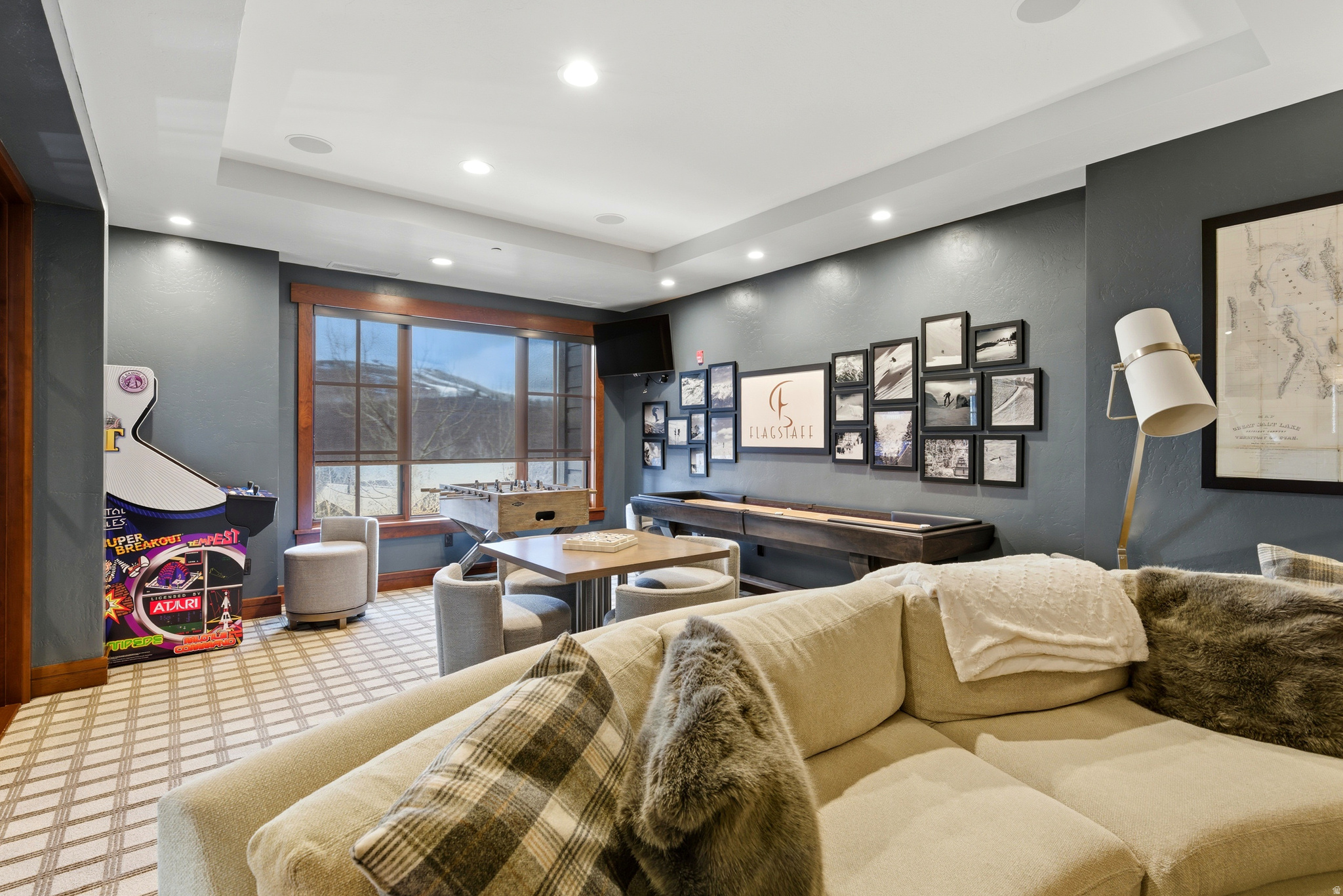 FLAGSTAFF CONDOMINIUM - Residential