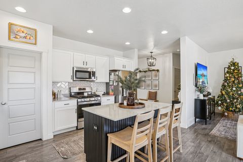 Tiny photo for 1772 S HAVEN PKWY, West Haven, UT 84401 (MLS # 2127613)