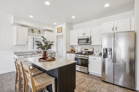 Tiny photo for 1772 S HAVEN PKWY, West Haven, UT 84401 (MLS # 2127613)