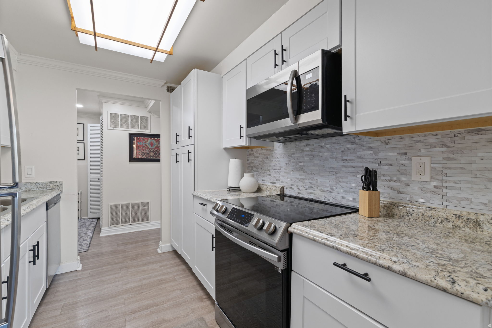 NORTHRIDGE H - Residential