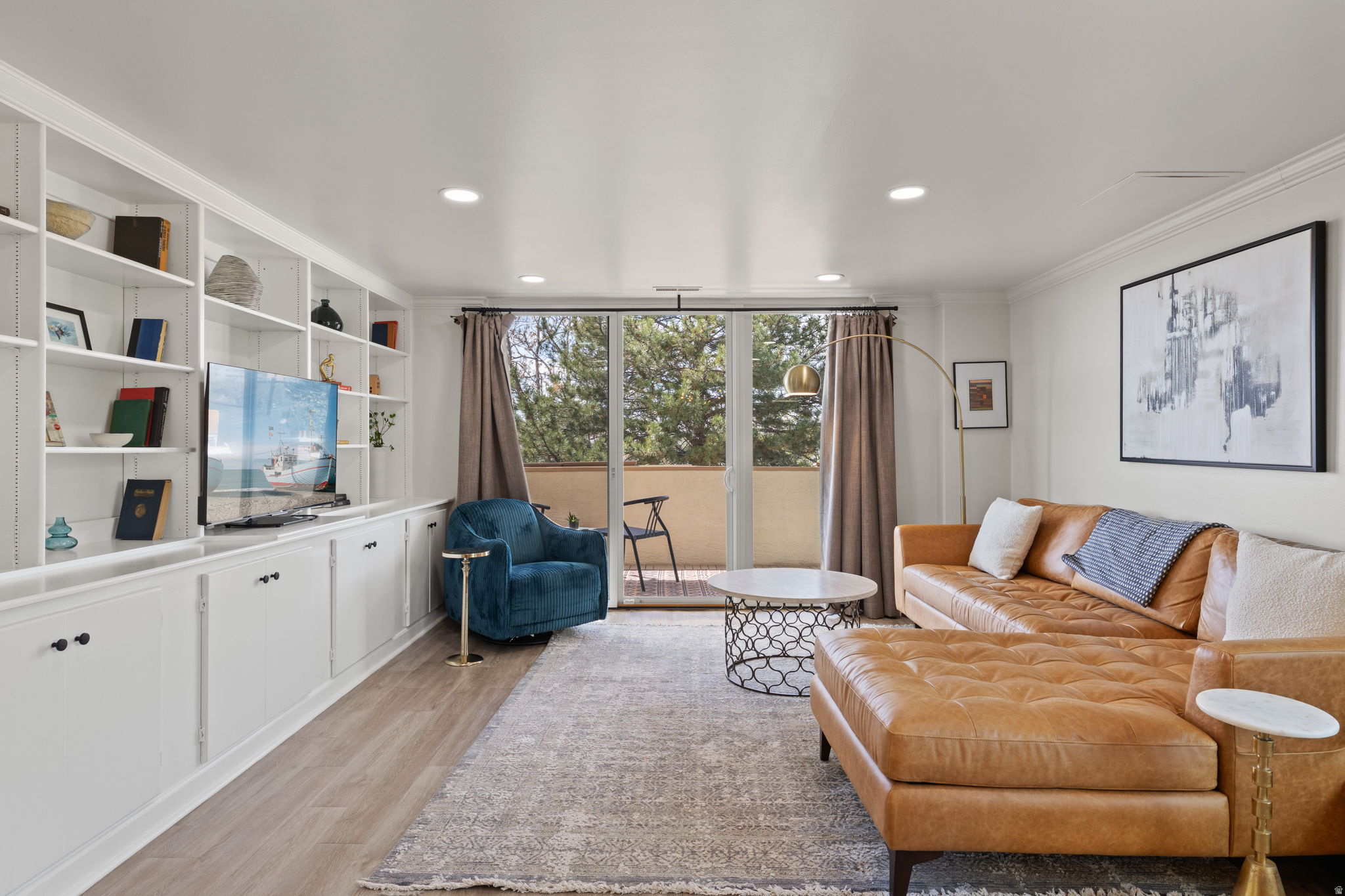 NORTHRIDGE H - Residential