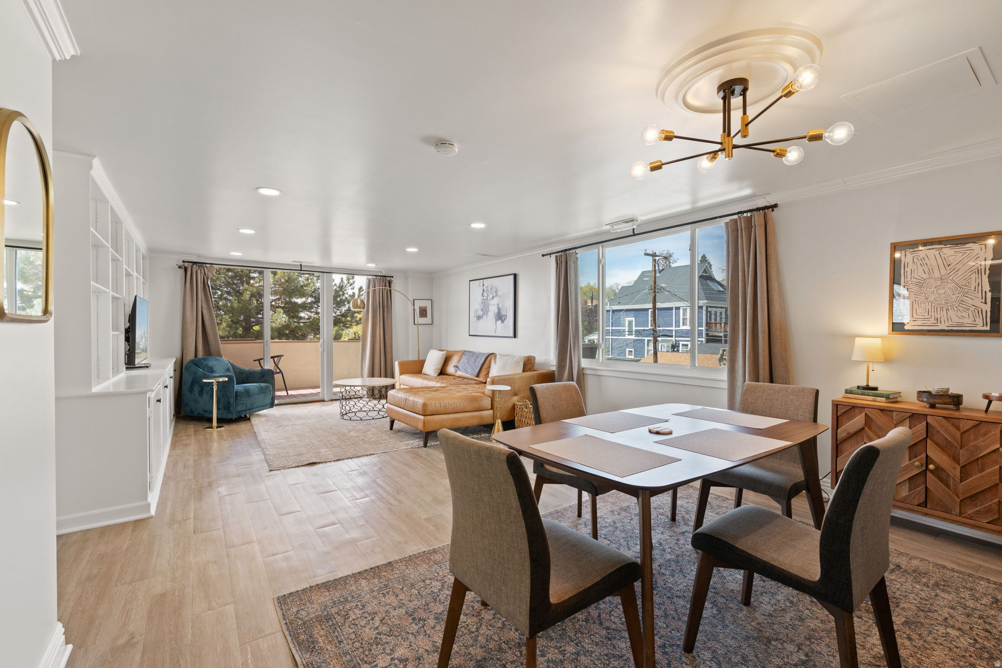 NORTHRIDGE H - Residential