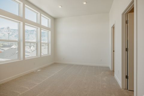 Tiny photo for 247 E 1850 N #4, North Ogden, UT 84414 (MLS # 2121549)