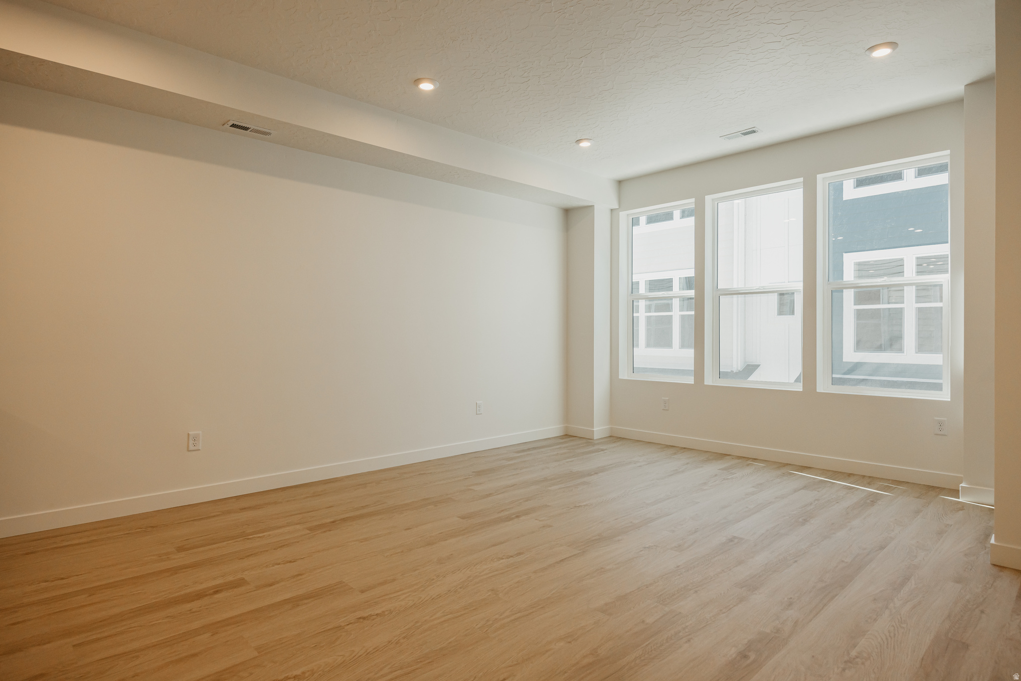 PROMINENCE POINT - Residential