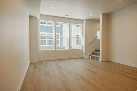 Tiny photo for 247 E 1850 N #4, North Ogden, UT 84414 (MLS # 2121549)