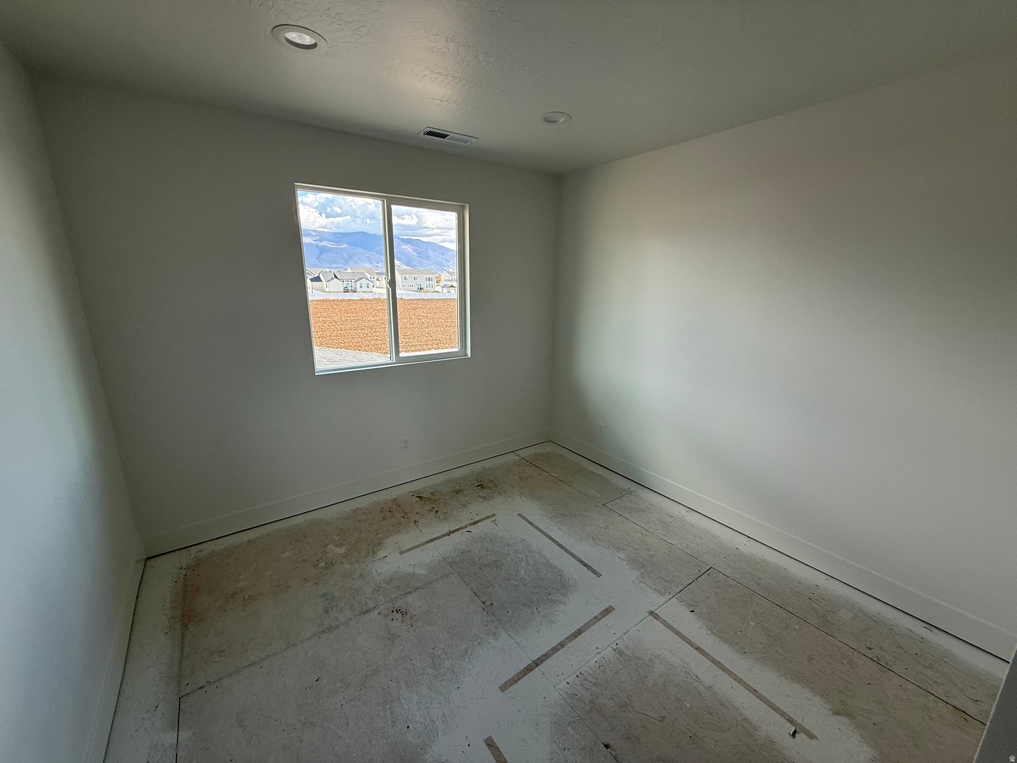 AMBER FIELDS - Residential