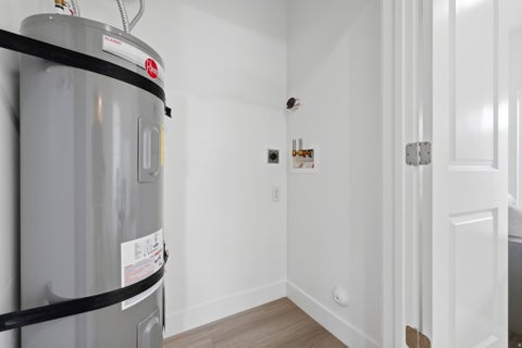 Tiny photo for 2085 N MAIN ST #103, Sunset, UT 84015 (MLS # 2181643)