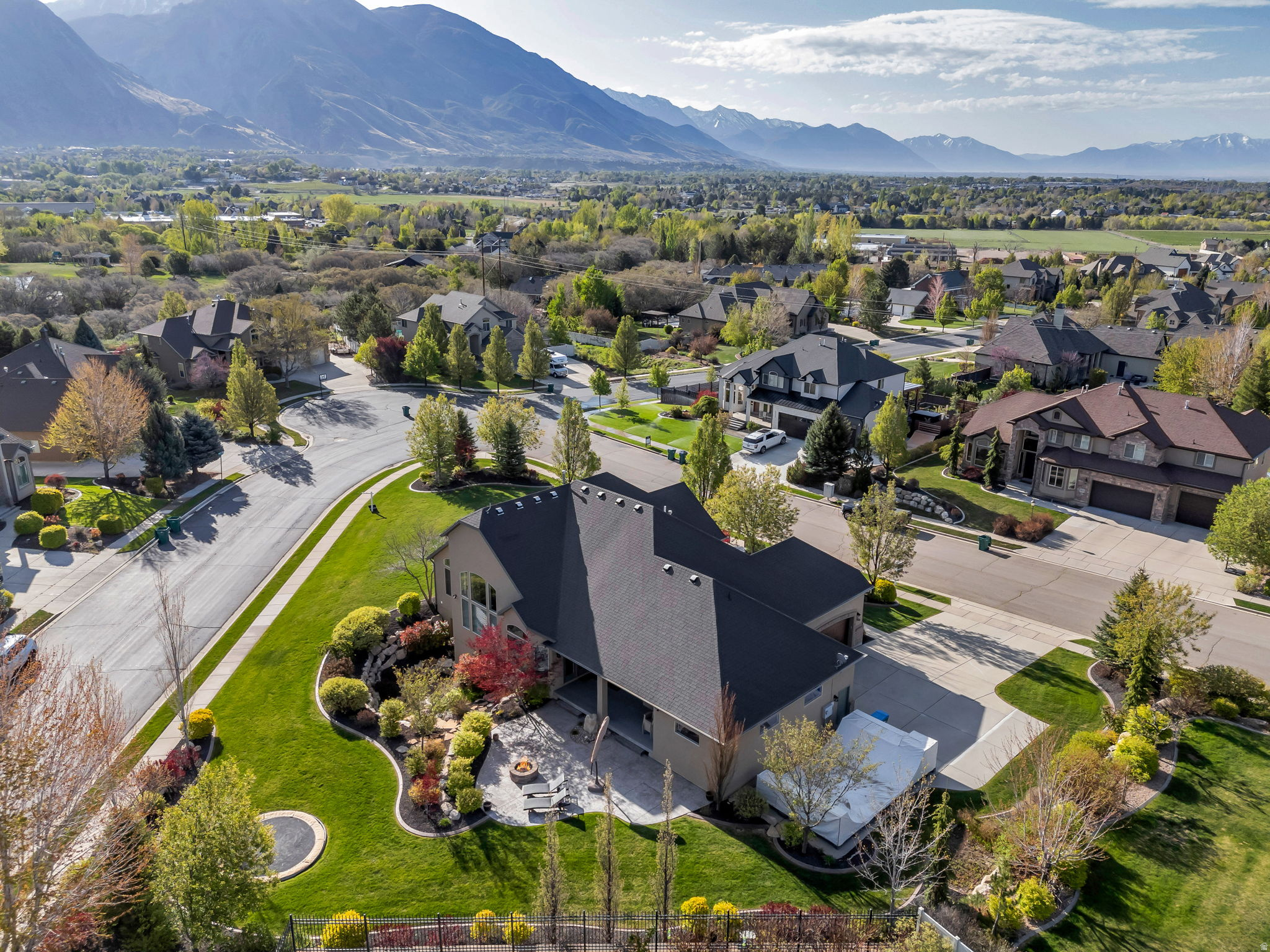 BEACON HILL - Residential