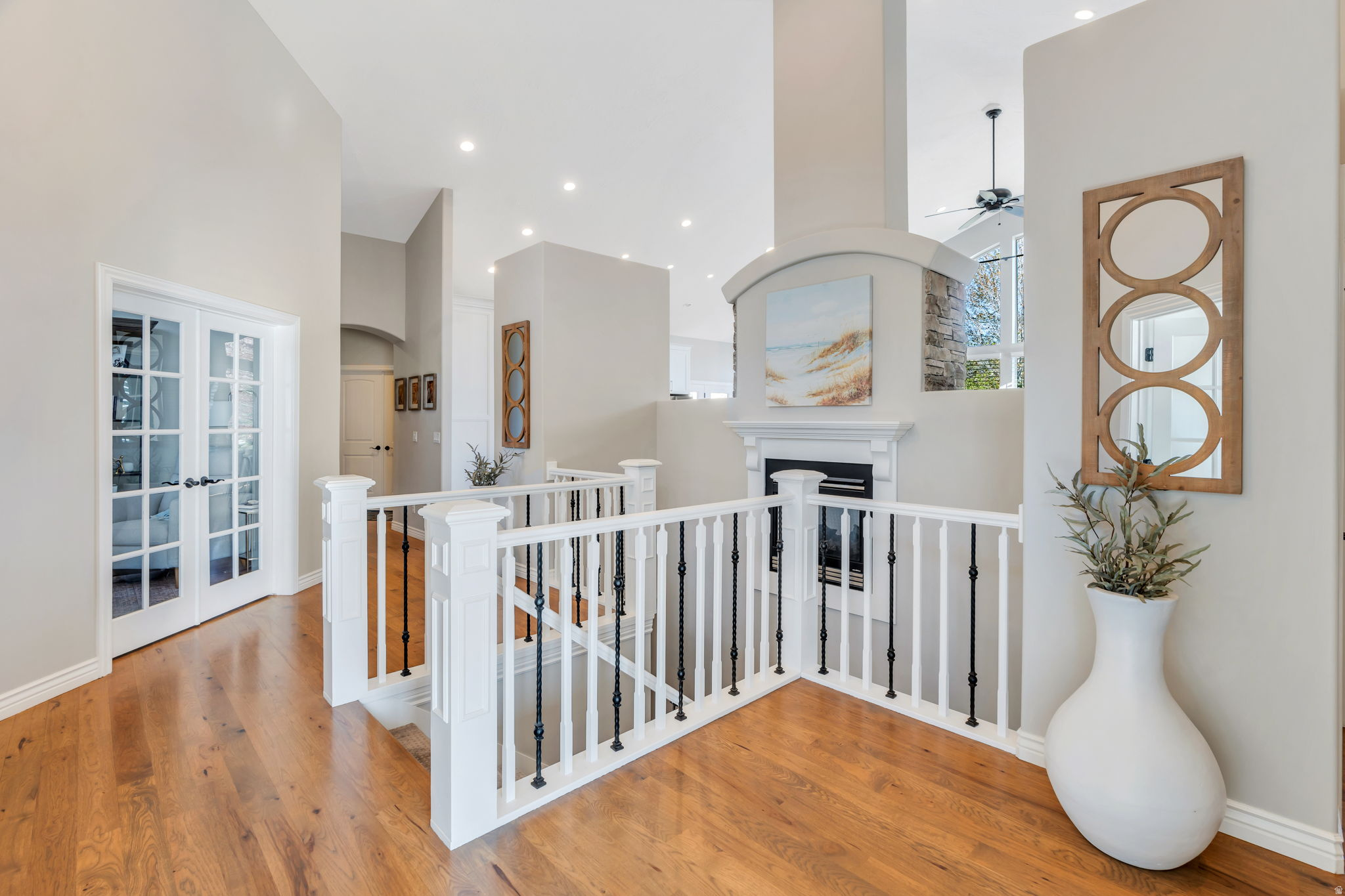 BEACON HILL - Residential