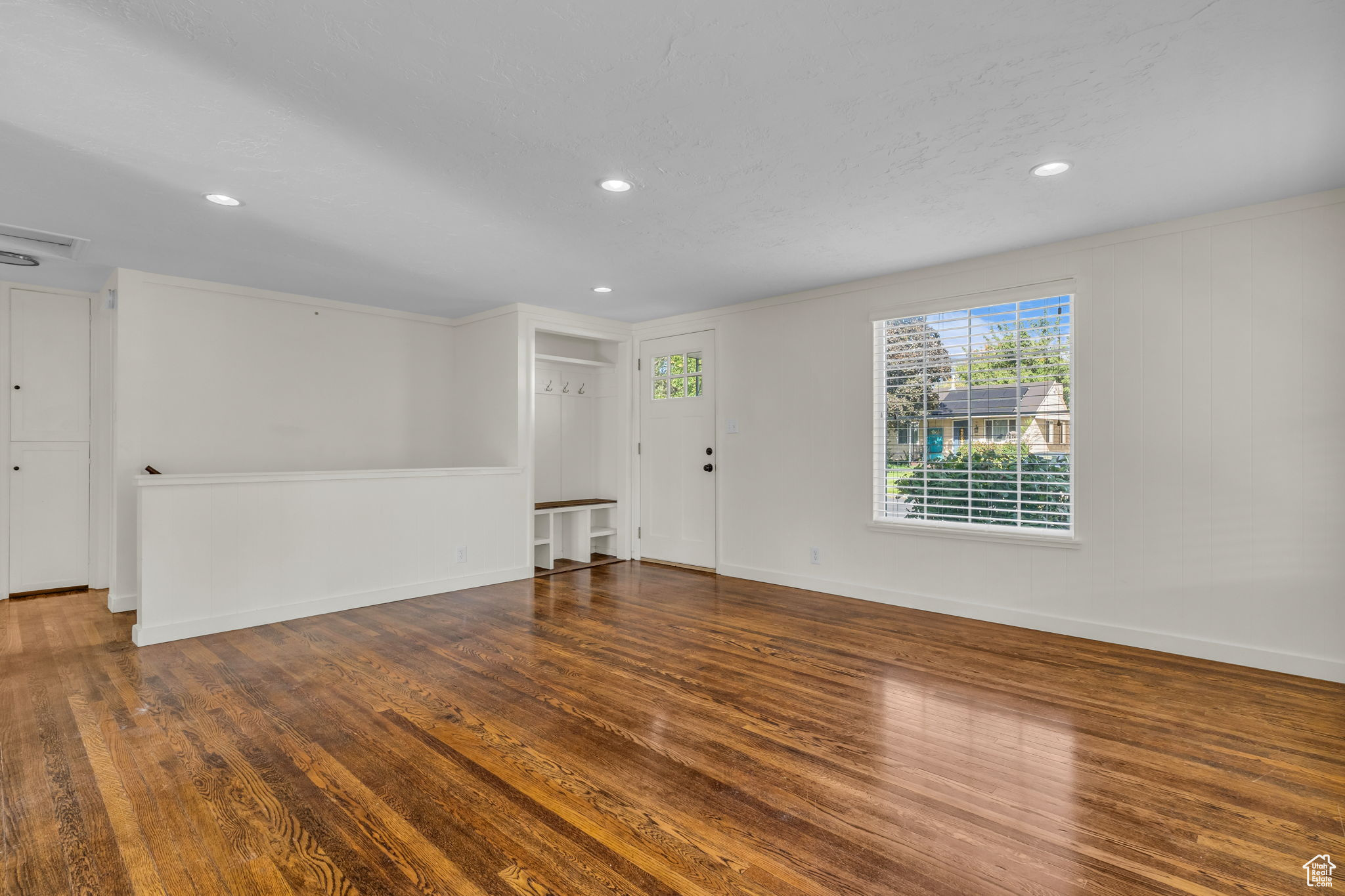 COLUMBIA VILLAGE - Residential