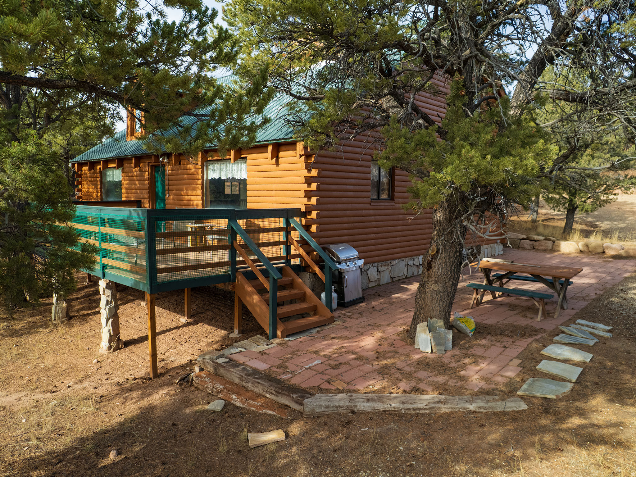 BANDANNA RANCH - Residential