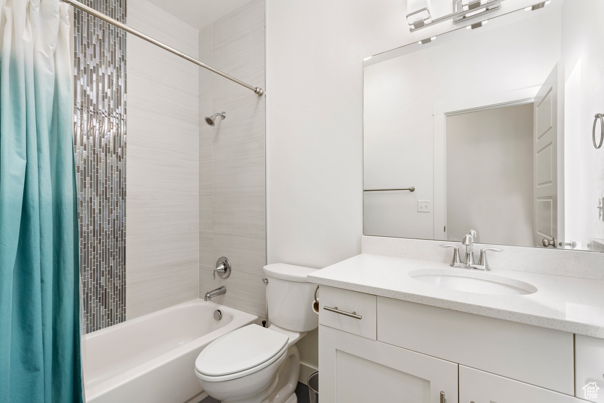 EAST SHORE SUB 1 LOT 37 - Residential