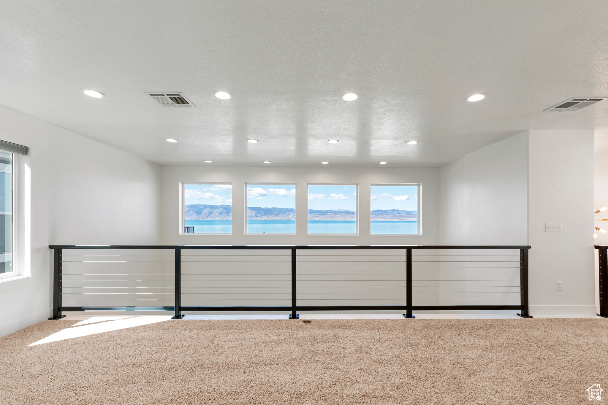 EAST SHORE SUB 1 LOT 37 - Residential