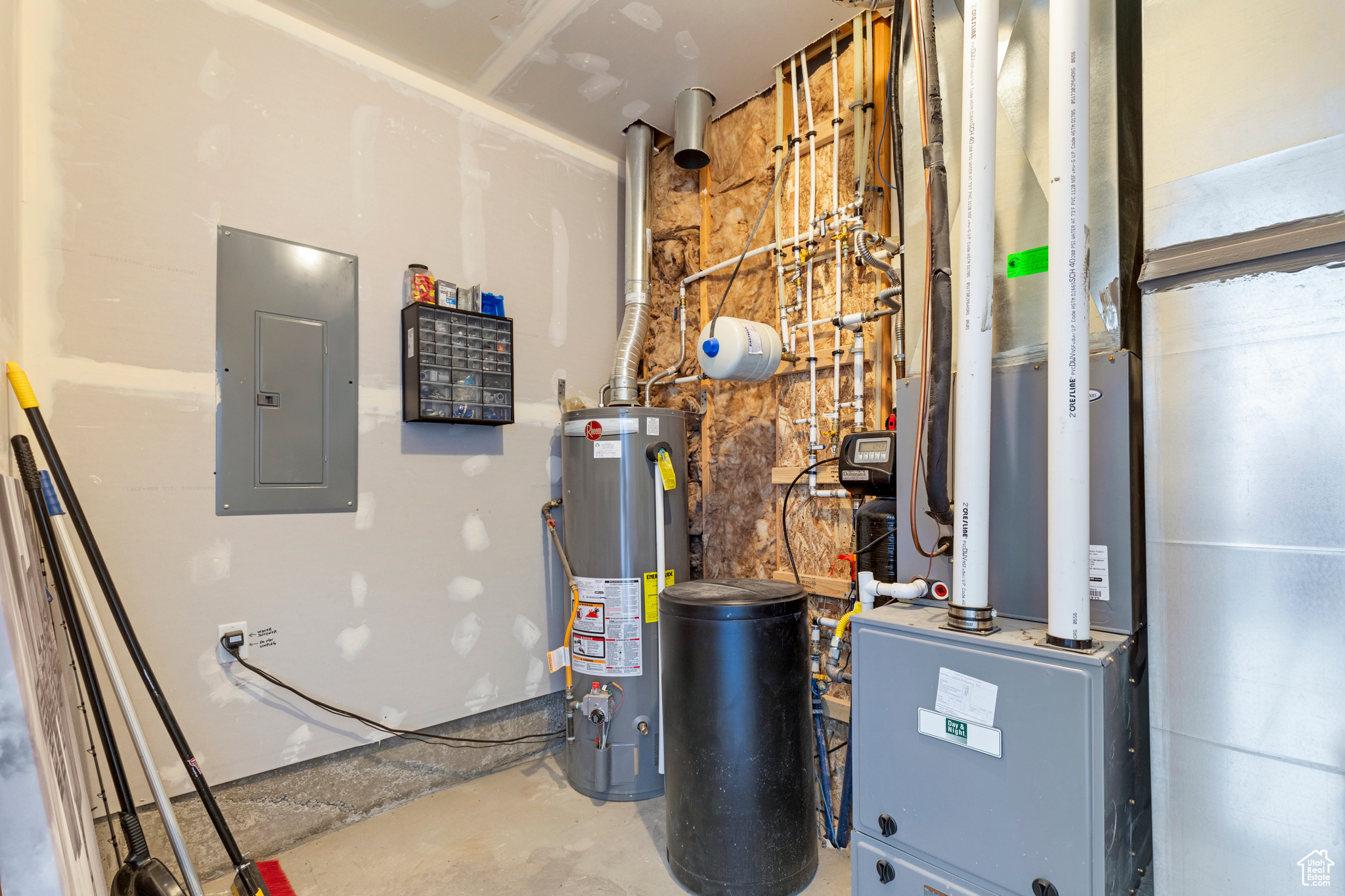 EAST SHORE SUB 1 LOT 37 - Residential