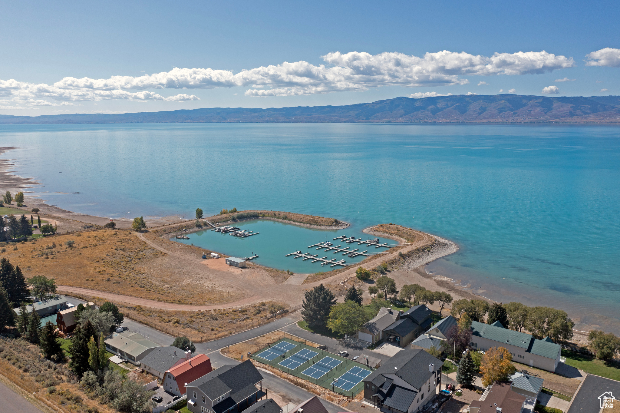 EAST SHORE SUB 1 LOT 37 - Residential