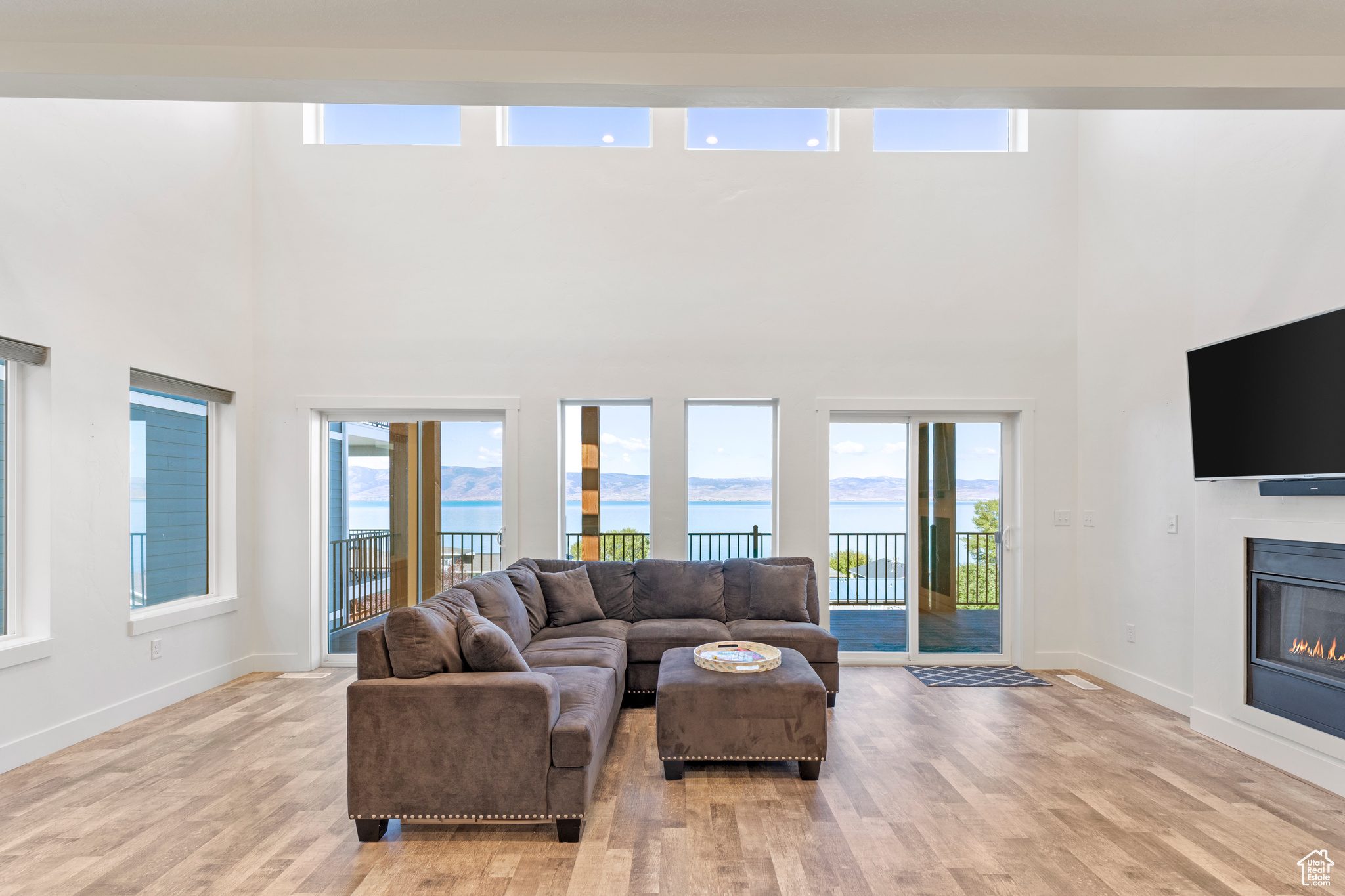 EAST SHORE SUB 1 LOT 37 - Residential