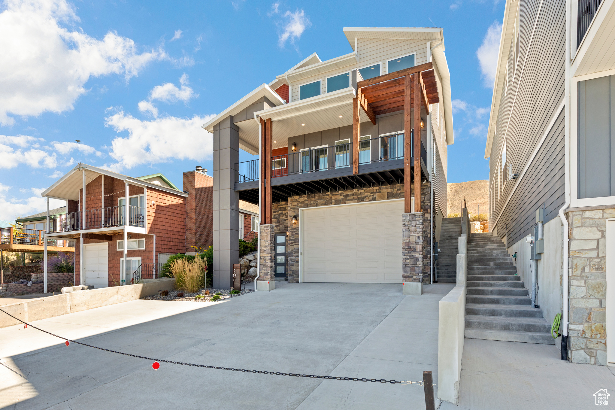 EAST SHORE SUB 1 LOT 37 - Residential