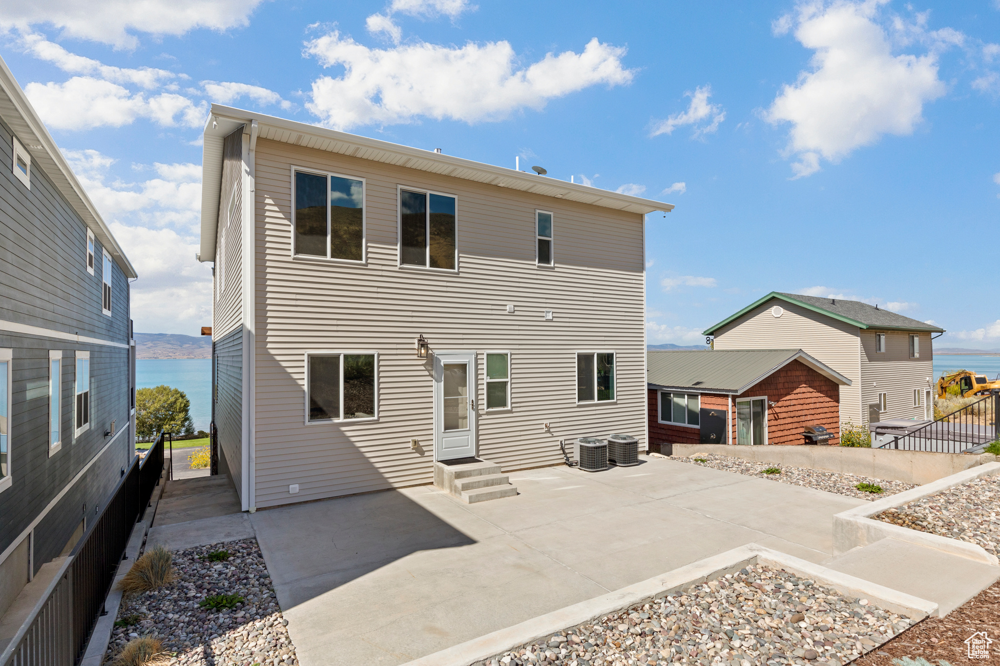 EAST SHORE SUB 1 LOT 37 - Residential