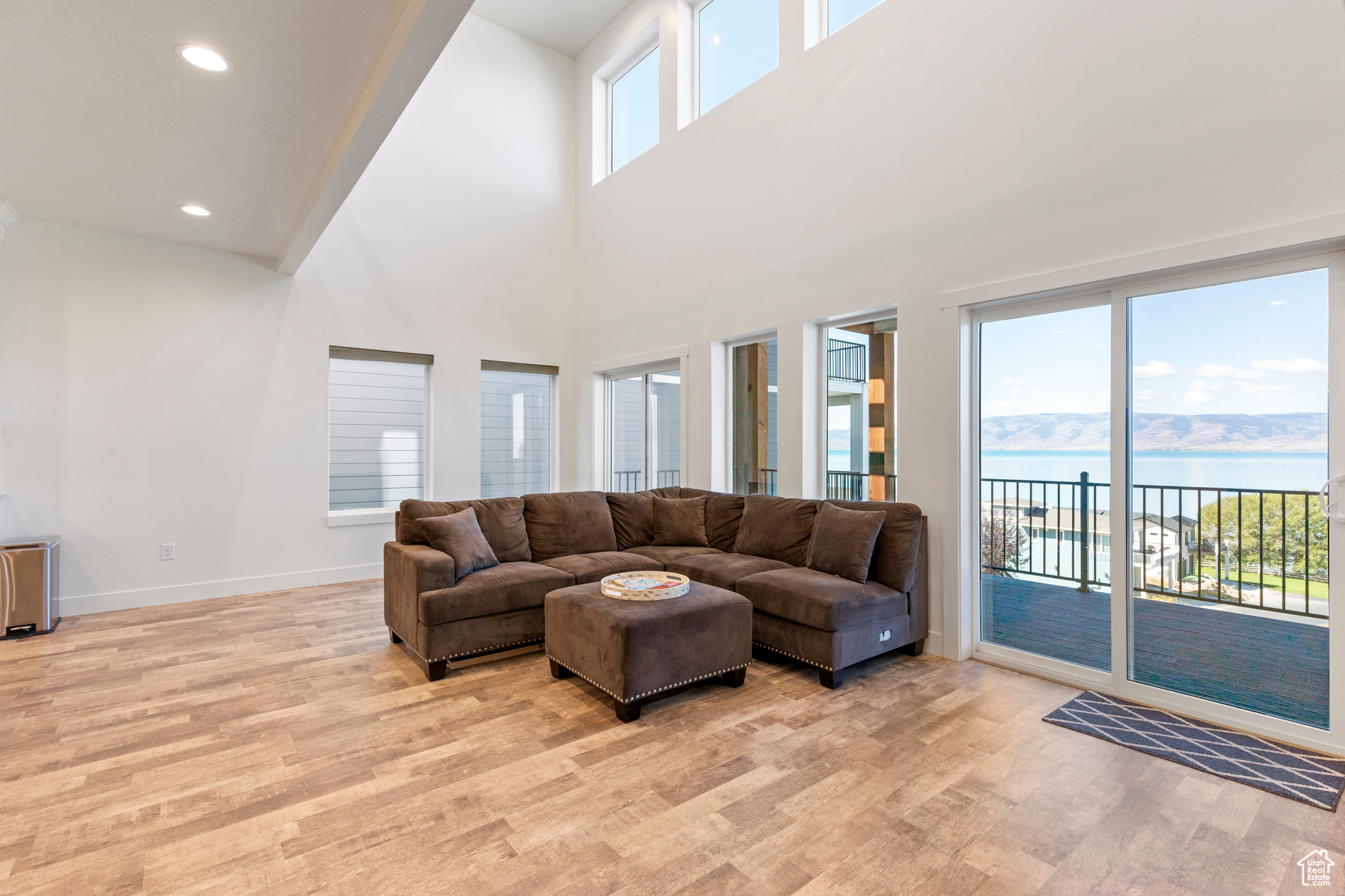 EAST SHORE SUB 1 LOT 37 - Residential