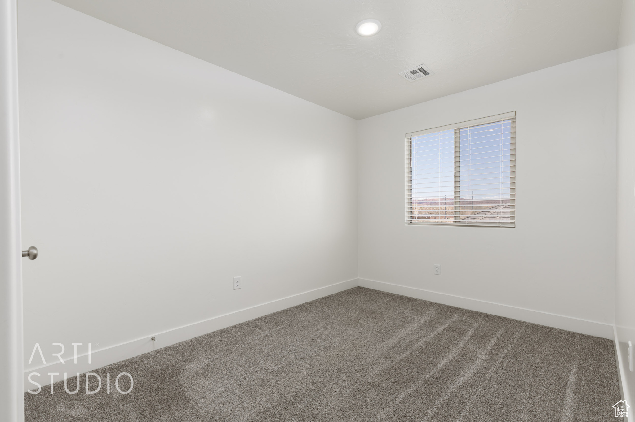 5817 S Challenger Way, Saint George, Utah image 29