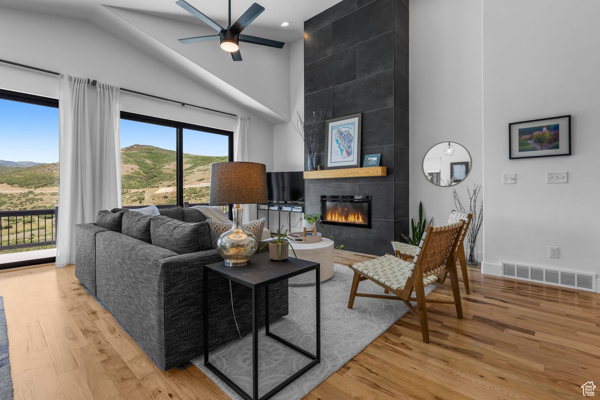 DEER MOUNTAIN - Residential