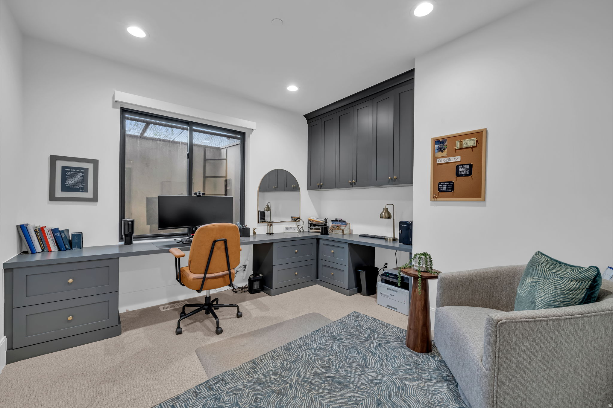 FOUR SEASONS AT WOODLAND HILLS - Residential