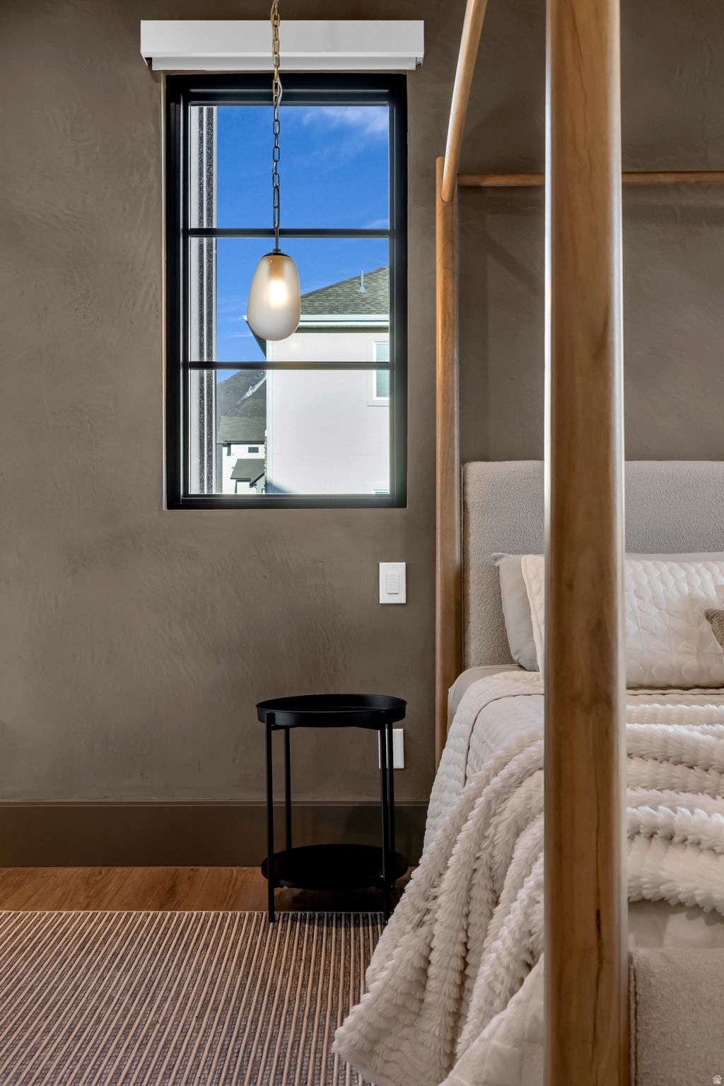 FOUR SEASONS AT WOODLAND HILLS - Residential