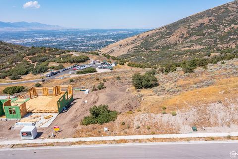 Tiny photo for 2653 E CANYON EDGE DR #52, Draper (UT Cnty), UT 84020 (MLS # 2051895)