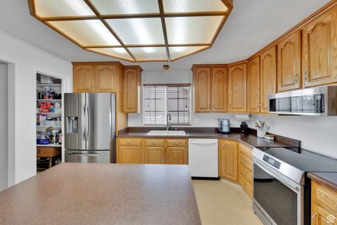 Tiny photo for 563 S 1850 E, Spanish Fork, UT 84660 (MLS # 2115756)