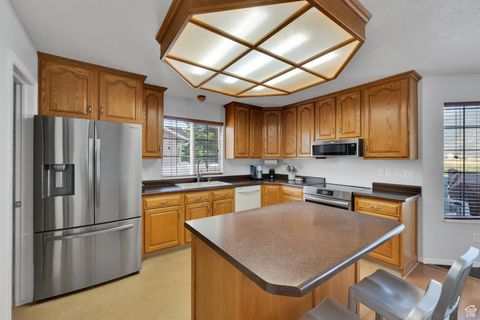 Tiny photo for 563 S 1850 E, Spanish Fork, UT 84660 (MLS # 2115756)