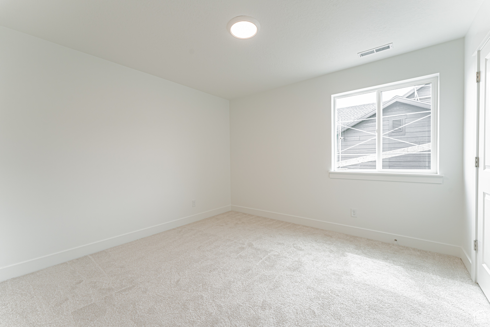 MOUNTAIN RIDGE - Residential