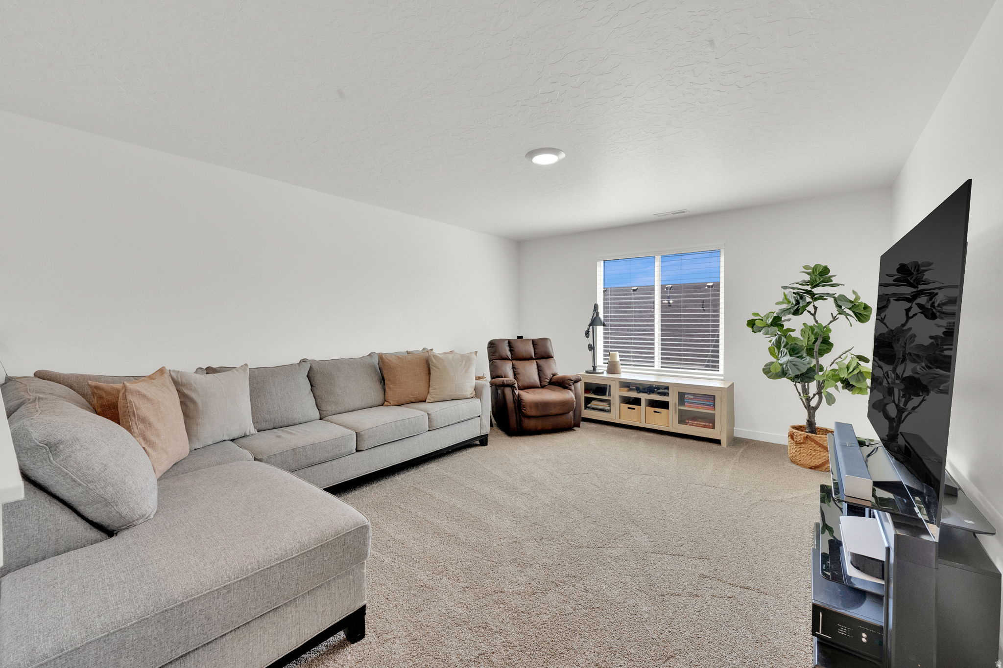 COLD SPRING RANCH - Residential