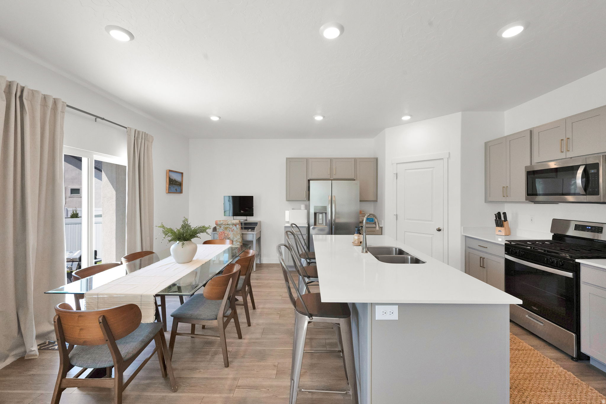 COLD SPRING RANCH - Residential