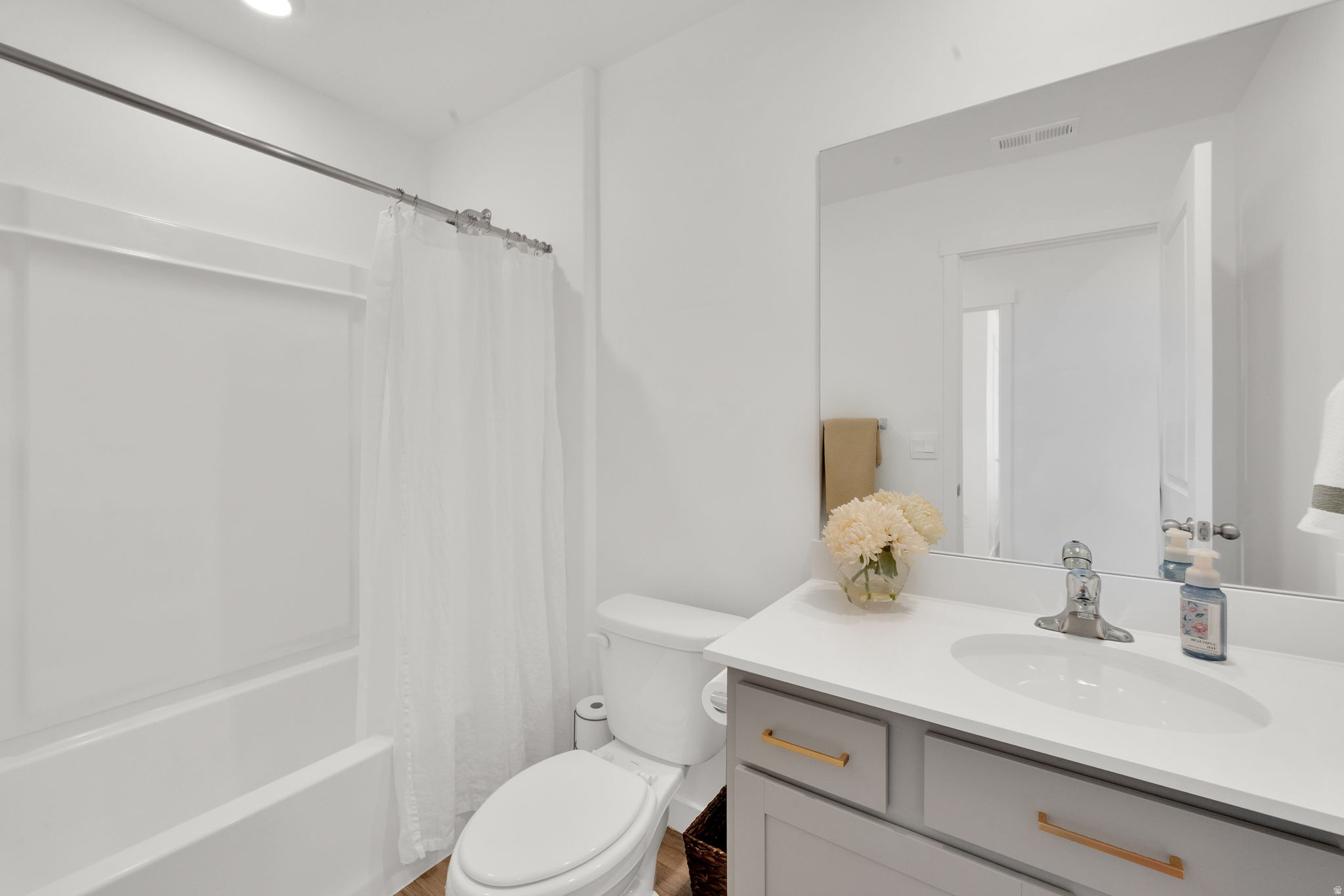 COLD SPRING RANCH - Residential