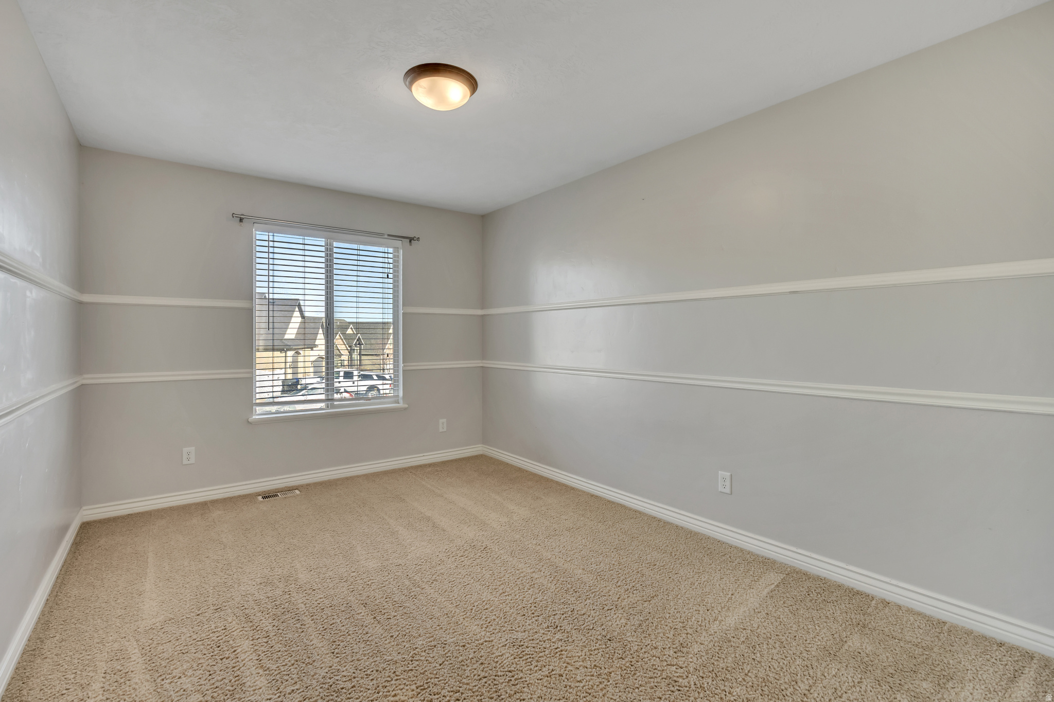 THE BENCHES - Residential