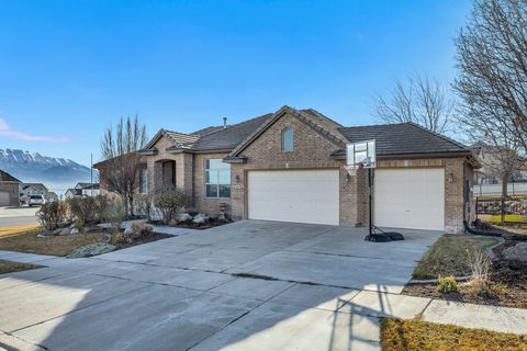 Tiny photo for 377 W MISTY SAGE WAY, Saratoga Springs, UT 84045 (MLS # 2141681)