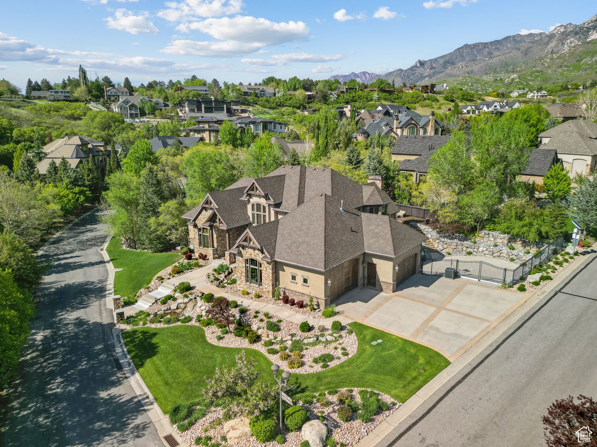 PEPPERWOOD - Residential