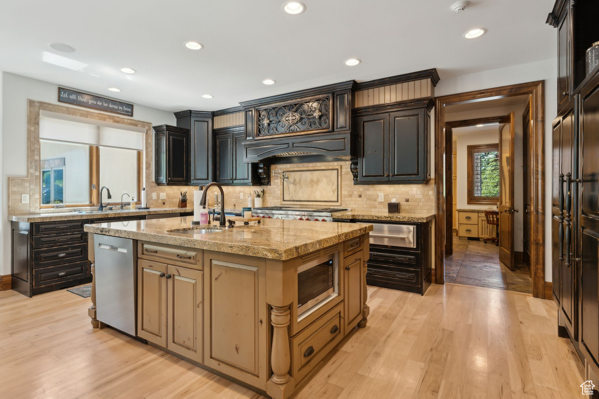 1 S Crosshill Ln, Sandy, Utah image 31