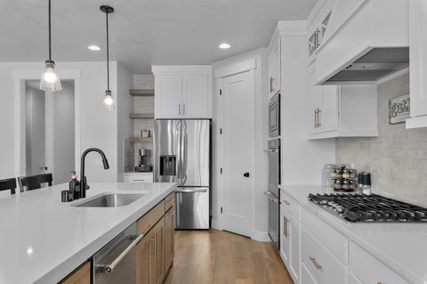 Tiny photo for 261 S ASPEN WAY, Vineyard, UT 84059 (MLS # 2141400)