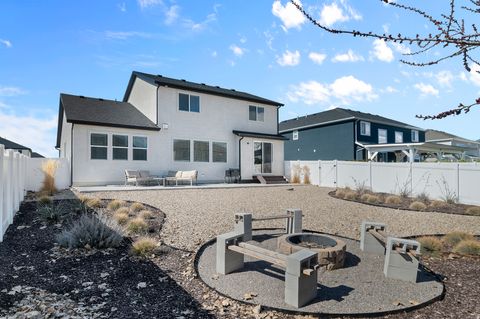 Tiny photo for 261 S ASPEN WAY, Vineyard, UT 84059 (MLS # 2141400)