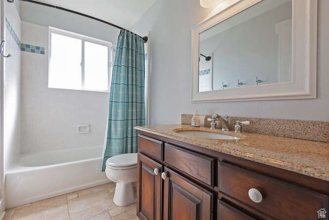 WINDSOR MEADOWS - Residential
