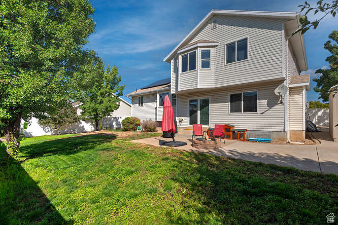 WINDSOR MEADOWS - Residential