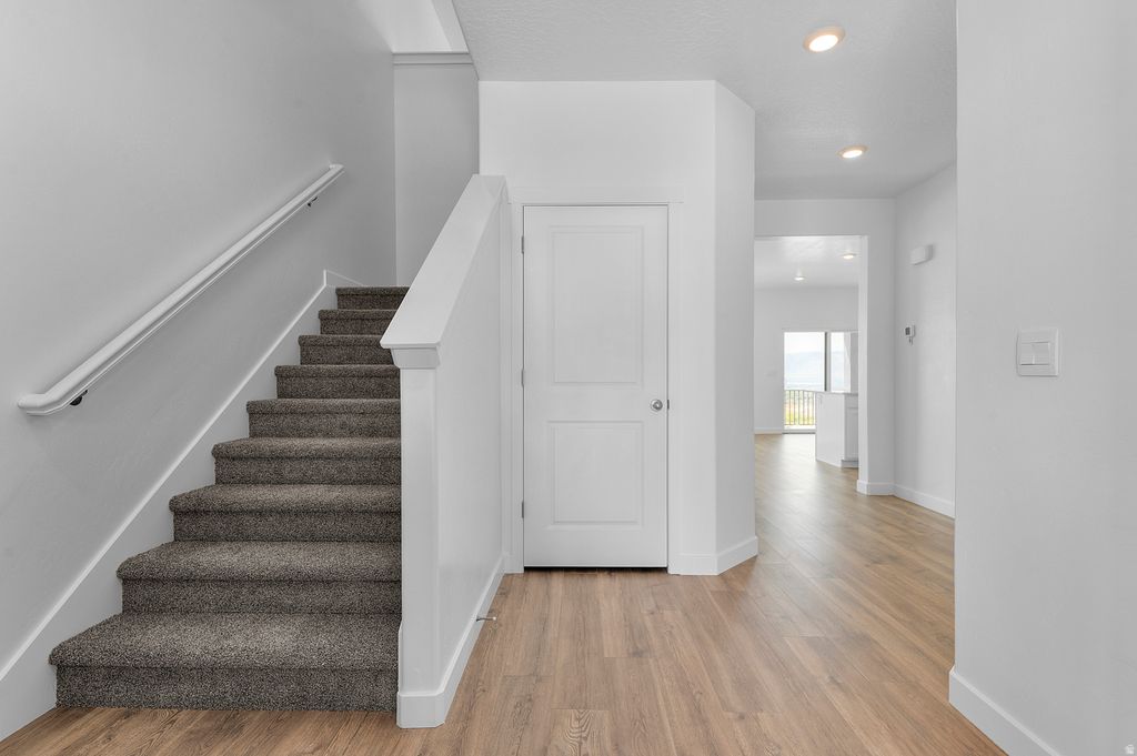 Photo of 245 E LEVENGROVE DR #180, Lehi, UT 84048 (MLS # 2124630)