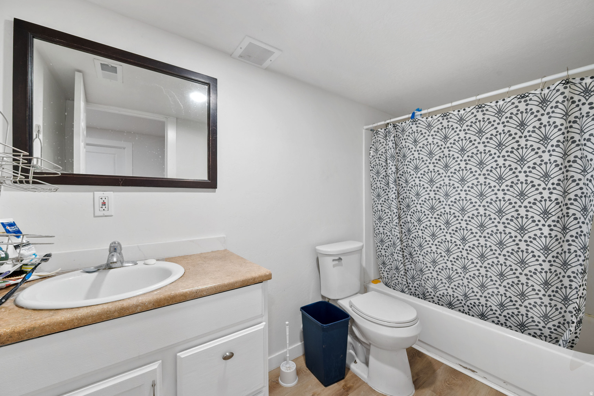 MEADOWS - Residential