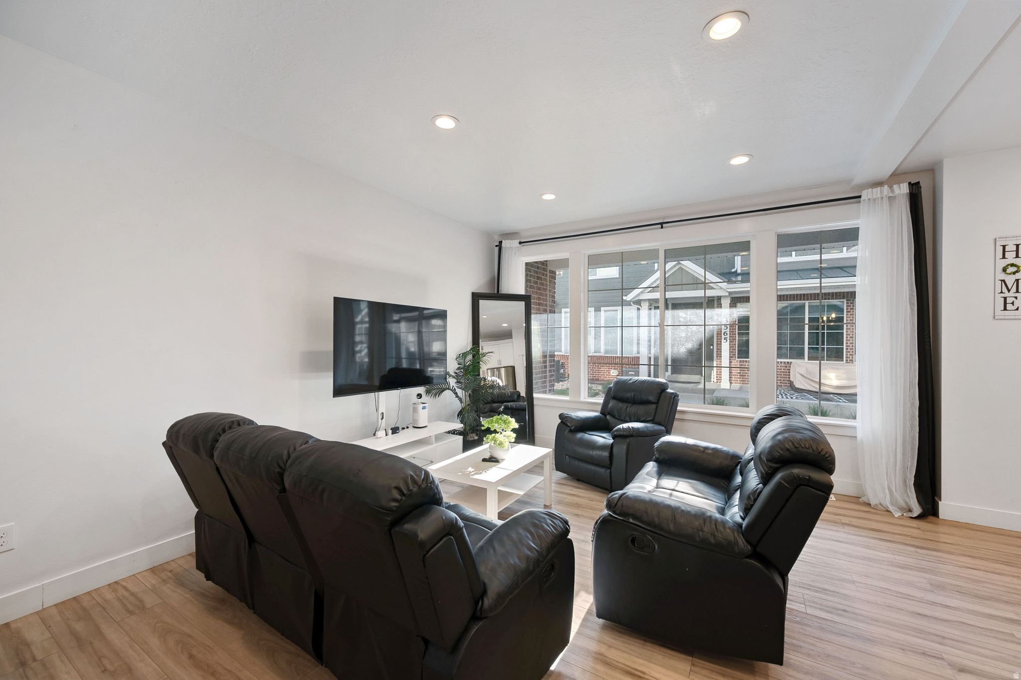 MEADOWS - Residential