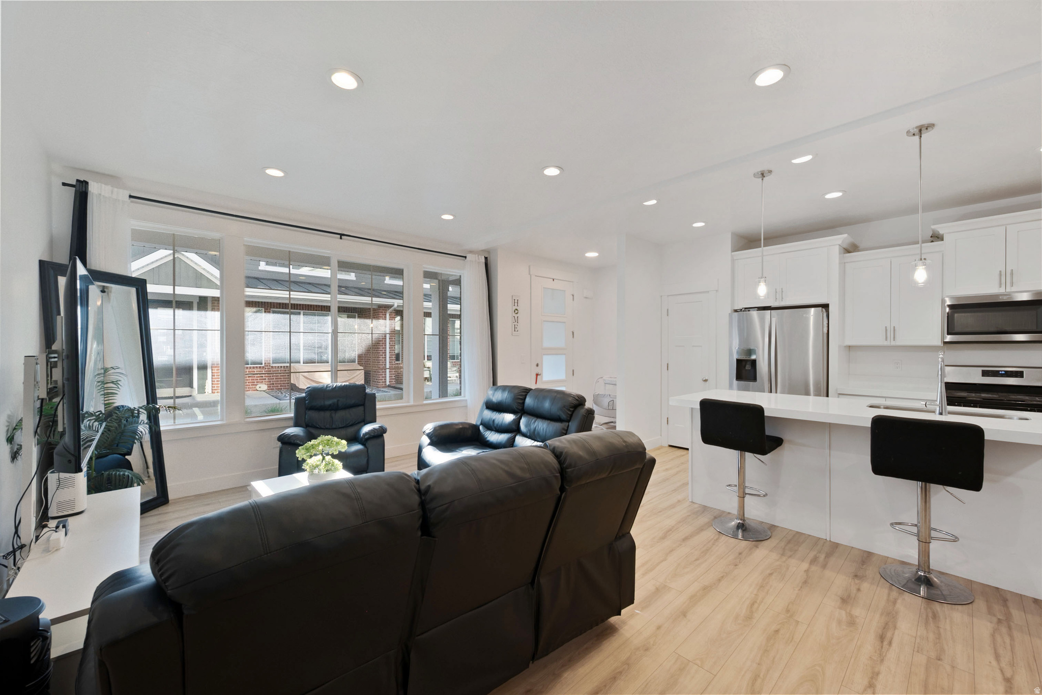 MEADOWS - Residential