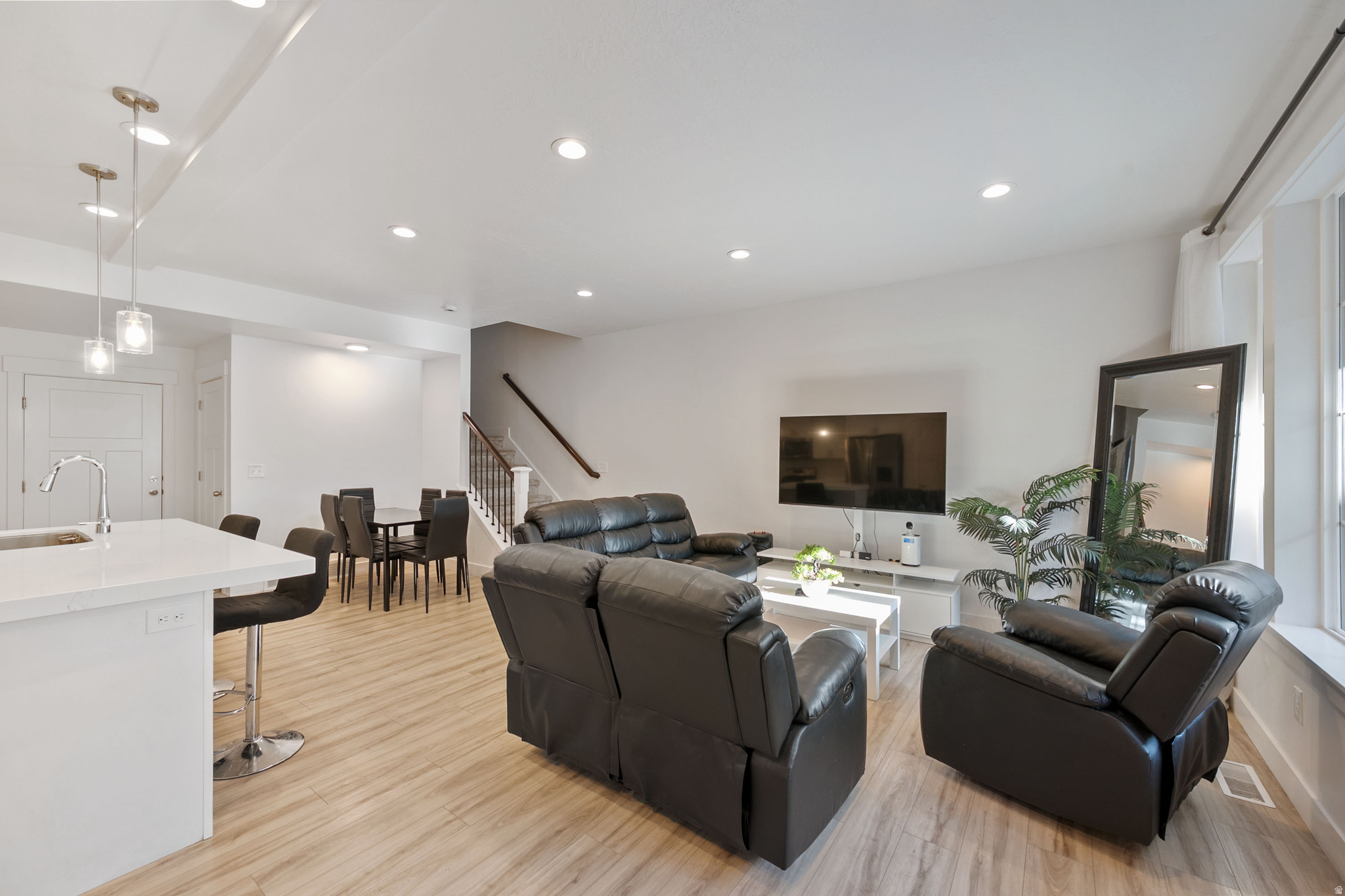 MEADOWS - Residential