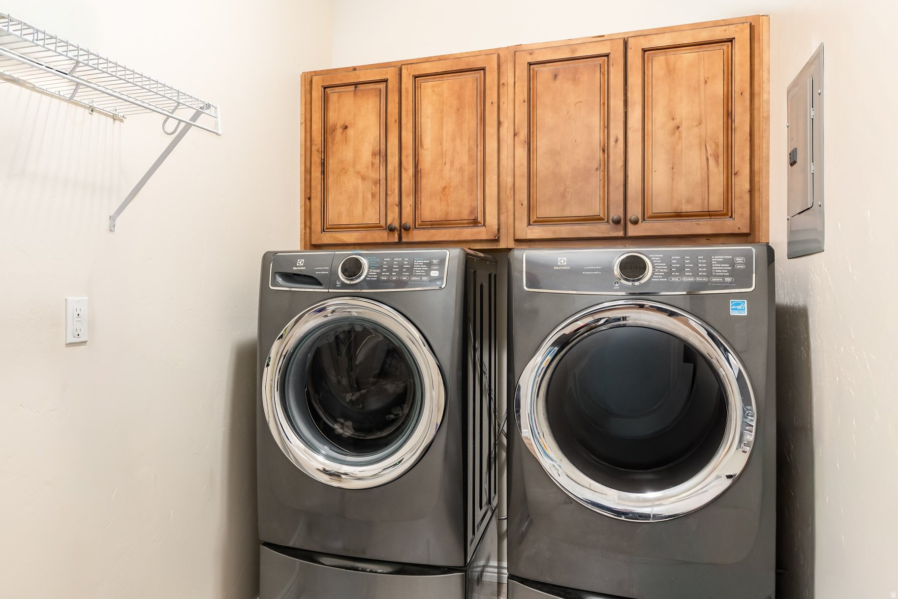 ROCKWELL - Residential