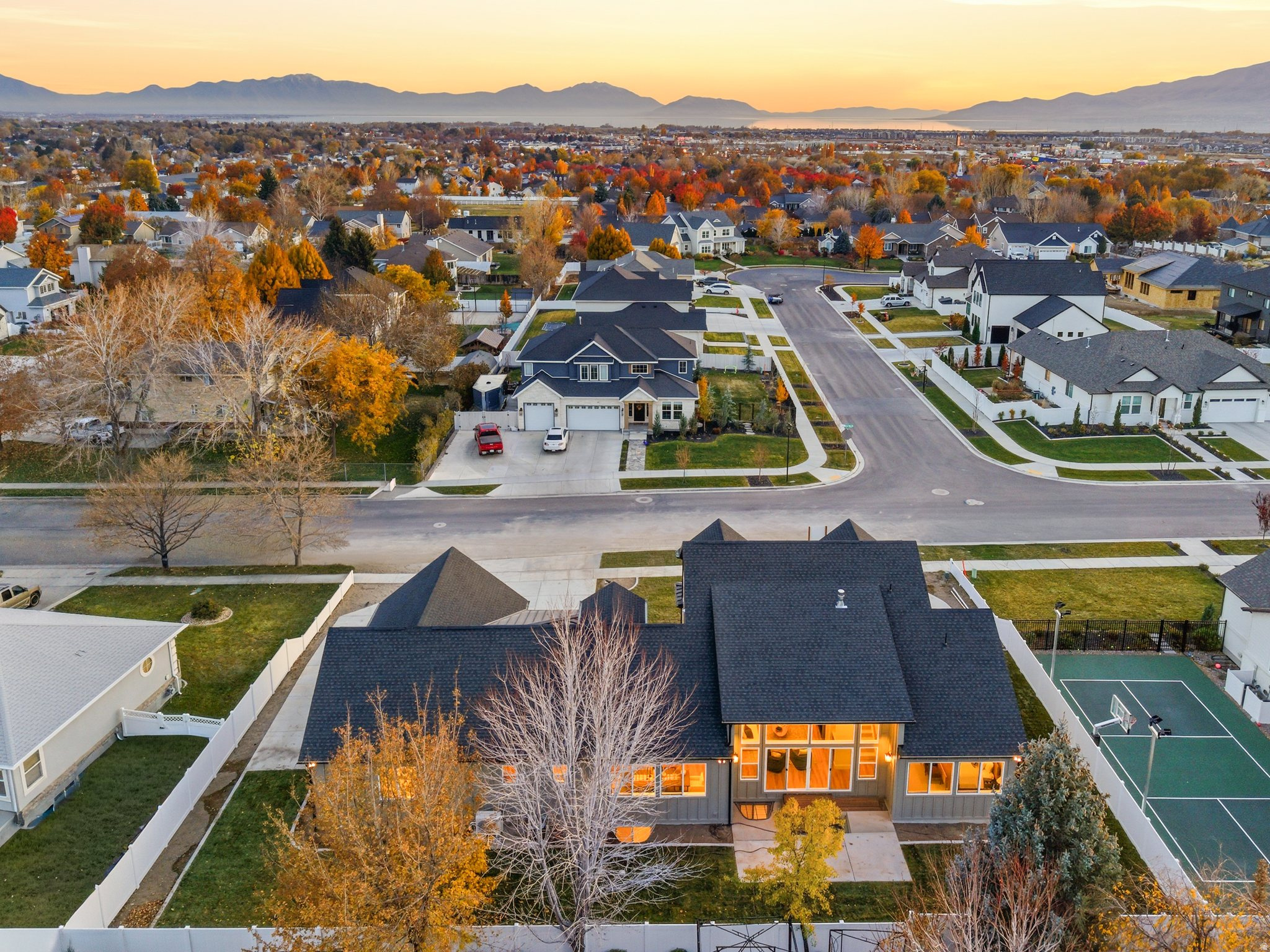 GREENWOOD CREEK - Residential